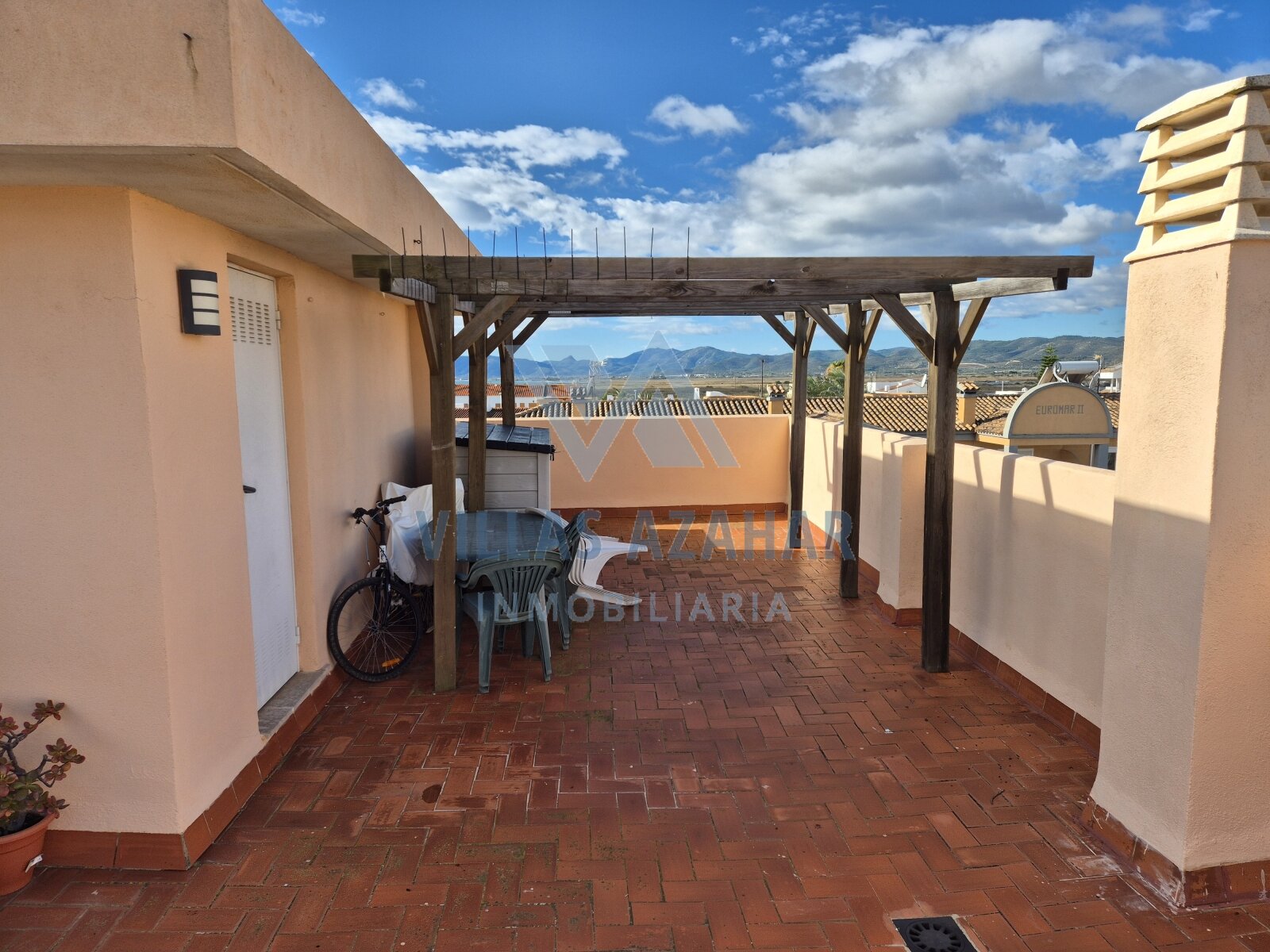 2 bed apartment near beach with huge terrace of 50 m2 2 bed apartment near beach with huge terrace of 50 m2